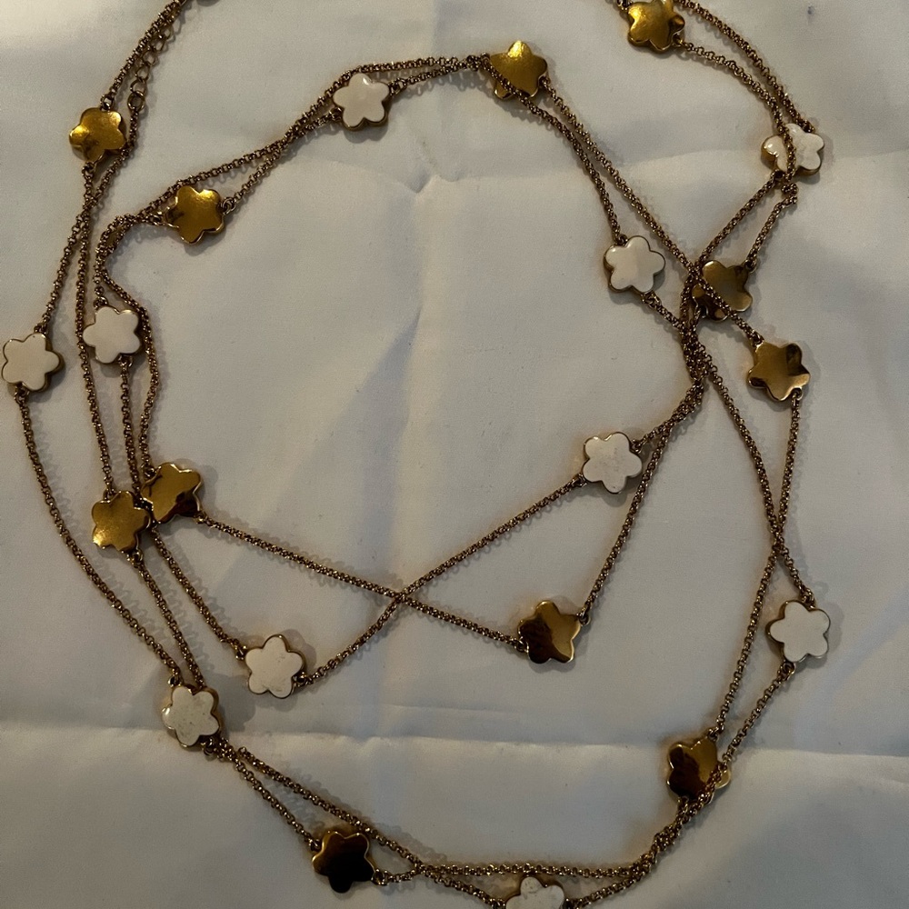 KEP DESIGNS  necklaces white and gold 40”